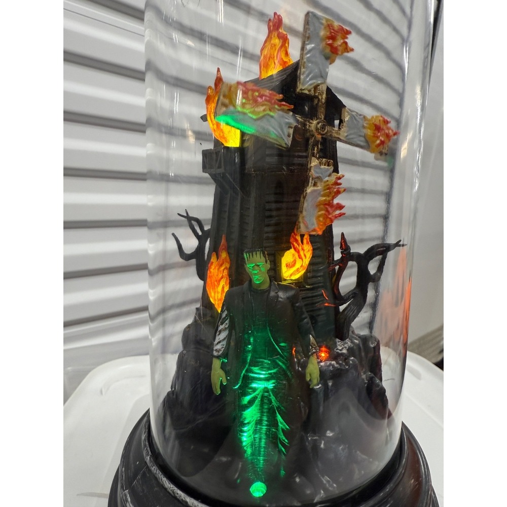 Rare Universal Monsterville Frankenstein Windmill Target Halloween GLOBE 2017